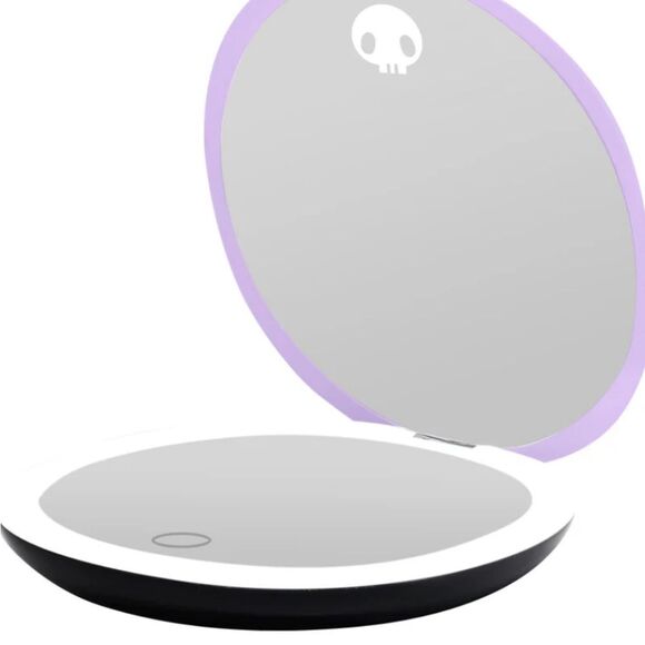 Impressions X Kuromi Round LED Compact Mirror - Picture 3 of 8